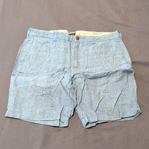 Men's J Crew Light Blue Linen Shorts, Size 32